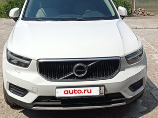 2021 Volvo XC40 I, белый, 3500000 рублей, вид 1