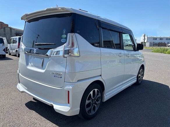 2018 Suzuki Solio MHEV III, белый, 880000 рублей - вид 5