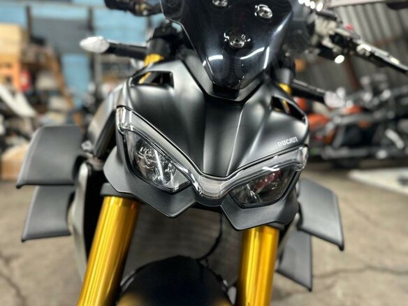2022 Ducati Streetfighter V4, чёрный, 1950000 рублей - вид 7