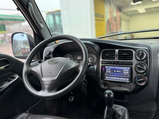 2006 Kia Bongo, белый, 439000 рублей, вид 5