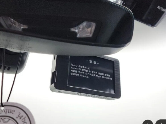 2023 Audi Q2 35 TDI I Рестайлинг, белый, 2890000 рублей - вид 32
