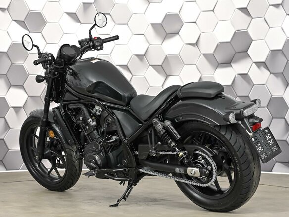 2024 Honda CMX 1100 Rebel, серый, 1195000 рублей - вид 7
