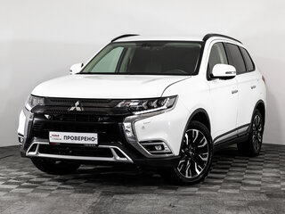 2021 Mitsubishi Outlander III Рестайлинг 3, белый, 2899000 рублей, вид 1