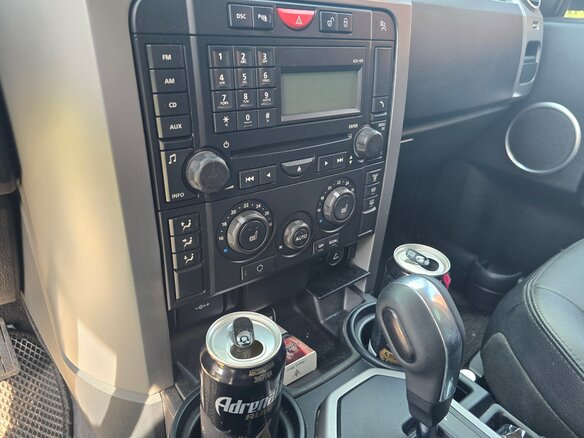 2008 Land Rover Discovery III, чёрный - вид 13