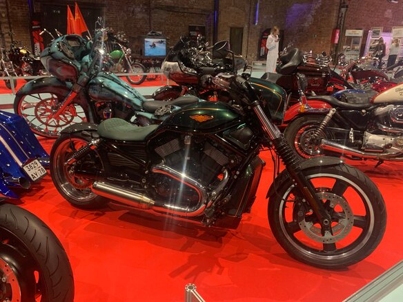 2008 Harley-Davidson Night Rod, зелёный, 1500000 рублей - вид 8