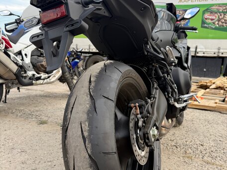 2026 Yamaha YZF-R9, чёрный, 1650000 рублей, вид 2