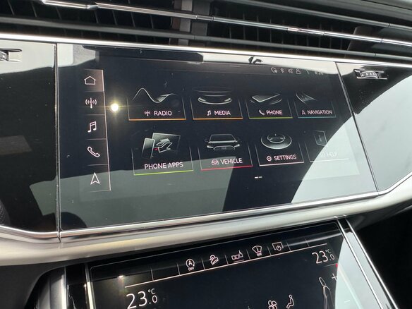 2020 Audi Q8 50 TDI I (4M), белый, 7990000 рублей - вид 19