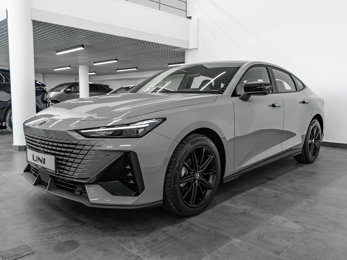 Открыть фотографии: Changan UNI-V I