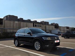 2020 Volkswagen Tiguan II, чёрный, 2635000 рублей, вид 4