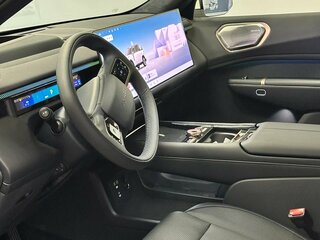 2025 Lynk & Co 900, белый, 7400000 рублей, вид 3