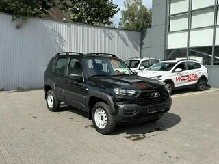 2026 Lada (ВАЗ) Niva Travel I Рестайлинг, чёрный, 1523000 рублей, вид 1