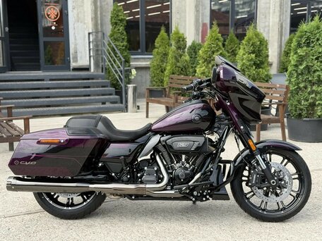 2025 Harley-Davidson CVO Street Glide, фиолетовый, 6650000 рублей, вид 2