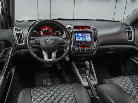 2011 Kia Ceed I Рестайлинг, серебристый, 650000 рублей - вид 5