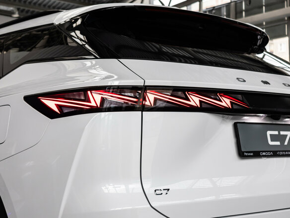 2026 Omoda C7, белый, 3499000 рублей - вид 10