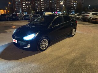 2011 Hyundai Solaris I, чёрный, 575000 рублей, вид 1