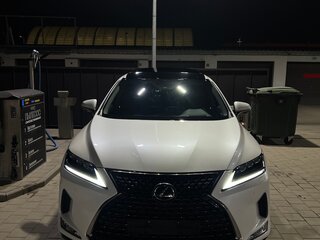 2019 Lexus RX 300 IV Рестайлинг, белый, 6500000 рублей, вид 3