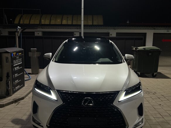 2019 Lexus RX 300 IV Рестайлинг, белый, 6500000 рублей - вид 2