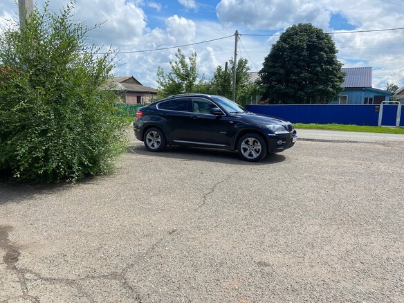 2010 BMW X6 35i 8-speed I (E71), синий, 1830000 рублей - вид 4