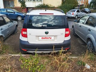 2013 Skoda Yeti I, белый, 970000 рублей, вид 3