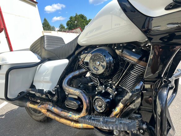2017 Harley-Davidson Road Glide Limited, белый, 1899000 рублей - вид 11