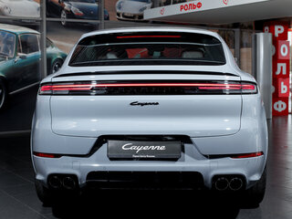 2026 Porsche Cayenne E-Hybrid Coupé III Рестайлинг, серый, 25900000 рублей, вид 4