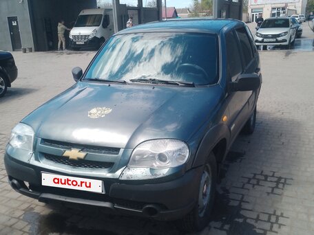 2015 Chevrolet Niva I Рестайлинг, серый, 425000 рублей, вид 1