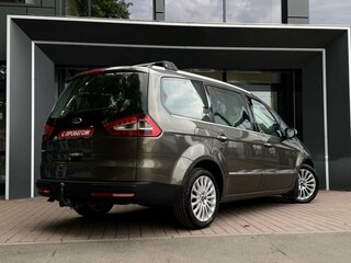 2013 Ford Galaxy II Рестайлинг, серый, 1699900 рублей, вид 5