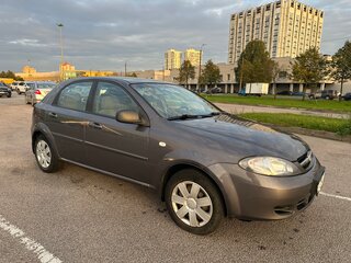 2011 Chevrolet Lacetti I, серебристый, 430000 рублей, вид 2