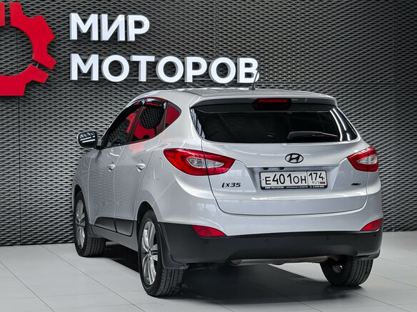 2014 Hyundai ix35 I Рестайлинг, серебристый, 1490000 рублей - вид 5