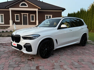 2021 BMW X5 40i IV (G05/G18), белый, 5500000 рублей, вид 1