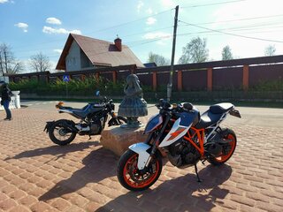 2017 KTM 1290 Super Duke R, белый, 950000 рублей, вид 4