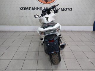 2010 Honda DN-01, белый, 598000 рублей, вид 4