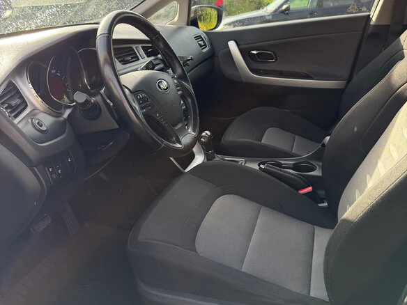 2014 Kia Ceed II, коричневый, 1299000 рублей - вид 9