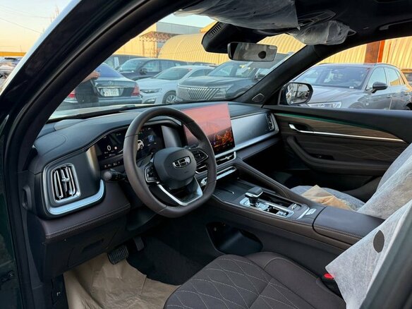 2026 Geely Monjaro I Рестайлинг, зелёный, 4030300 рублей - вид 11