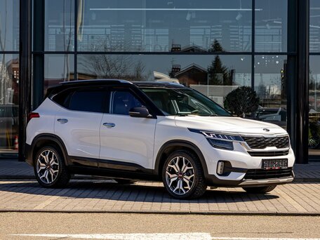 2022 Kia Seltos I, белый, 2235000 рублей, вид 3