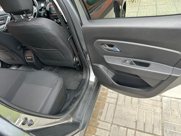 2021 Renault Duster II, серый, 2000000 рублей - вид 10