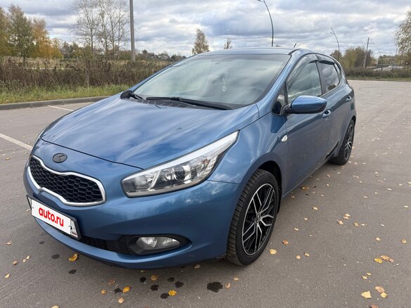2013 Kia Ceed II, синий, 860000 рублей - вид 1