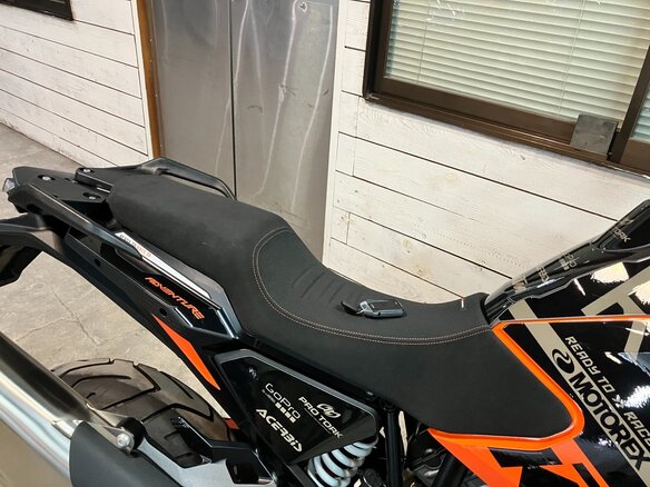 2022 KTM 1290 Super Adventure, чёрный, 1410000 рублей - вид 3