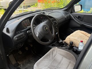 2012 Chevrolet Niva I Рестайлинг, серый, 575000 рублей, вид 5