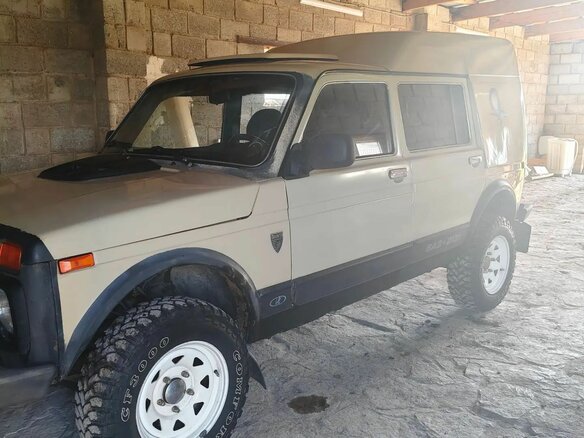 2013 Lada (ВАЗ) 2131 (4x4) Бронто-213102 I, бежевый, 440000 рублей - вид 1
