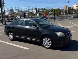 2007 Toyota Avensis II Рестайлинг, чёрный, 900000 рублей, вид 3