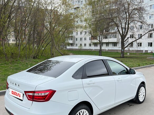 2021 Lada (ВАЗ) Vesta, белый - вид 3