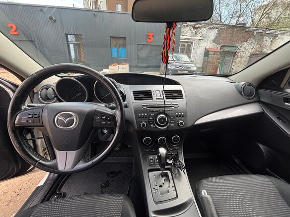 2011 Mazda 3 II (BL) Рестайлинг, белый - вид 6