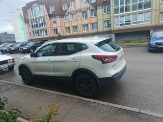 2019 Nissan Qashqai II Рестайлинг, белый, 1100000 рублей, вид 3