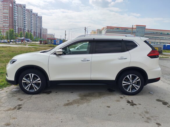 2019 Nissan X-Trail III, белый, 2820000 рублей