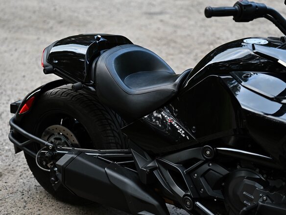 2023 BRP Can-Am Spyder, чёрный, 1800000 рублей - вид 8
