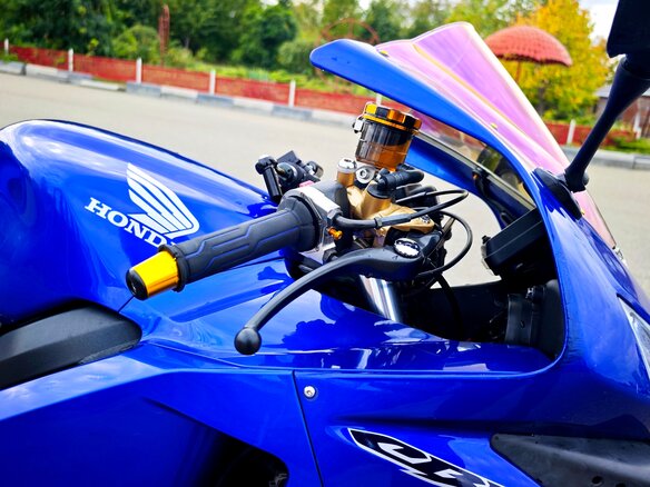 2004 Honda CBR 600RR, синий, 620000 рублей - вид 16