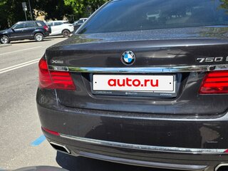 2013 BMW 7 серии Long 750Li xDrive V (F01/F02/F04) Рестайлинг, чёрный, 1400000 рублей, вид 4