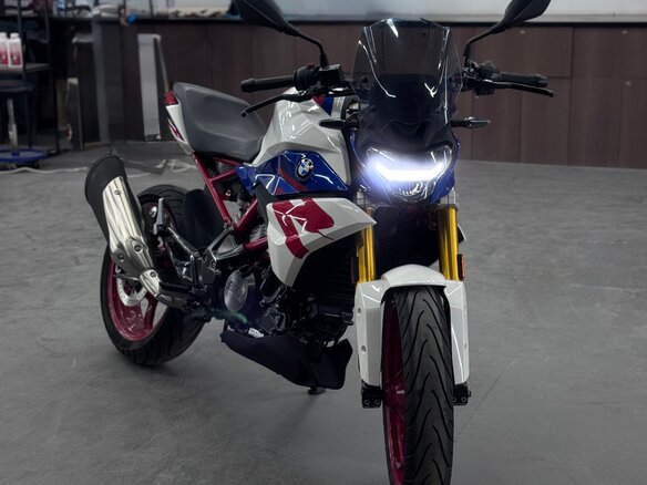 2023 BMW G 310 R, белый, 585000 рублей - вид 4