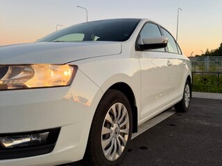 2019 Skoda Rapid I Рестайлинг, белый, 1450000 рублей, вид 5